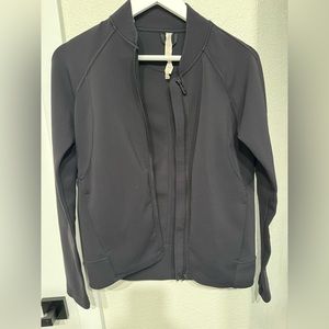 Lululemon women’s jacket
